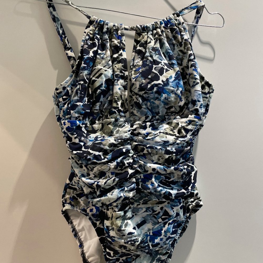 One piece Swimsuit Magicsuit